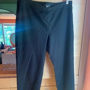 EILEEN FISHER Slim Ankle Pant in Washable Stretch Crepe